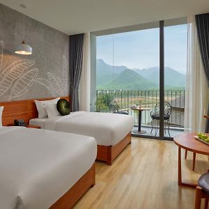 Deluxe Double or Twin Room Gala on December 31st